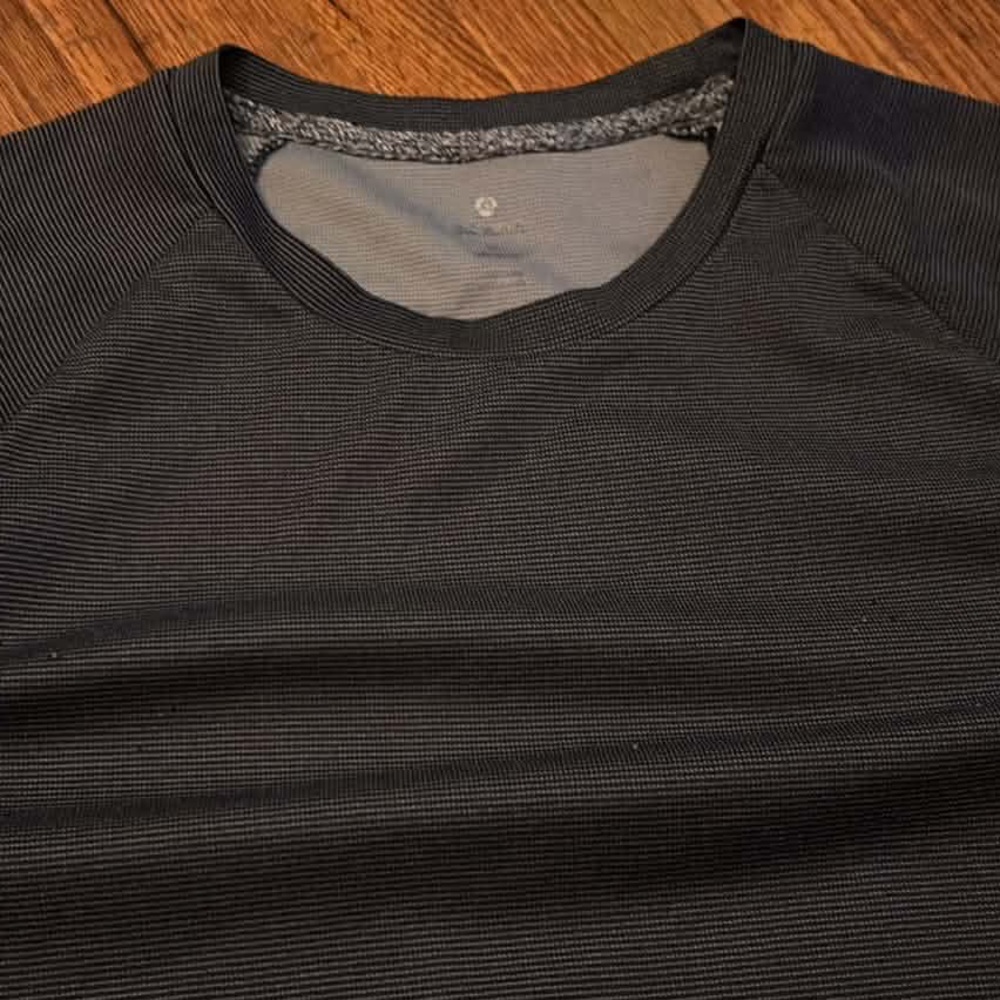 Apana Gray Textured Activewear Top - Picture 2 of 3